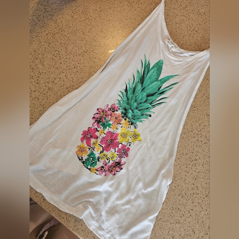 Pineapple tank